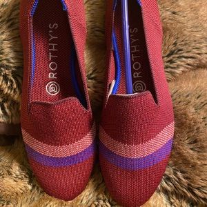 Rothy’s Sz 7.5 Garnet Reflective Stripe New in Box